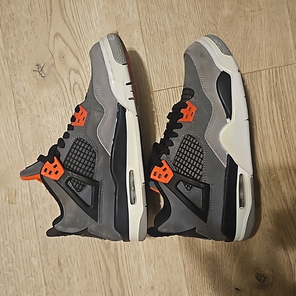 Jordan 4 Infrared Cement Grey - Picture 4 of 7